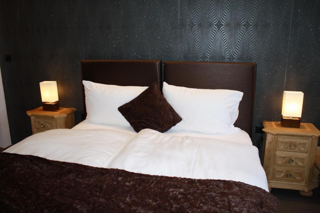 Hotel De La Gare Монте Экстерьер фото