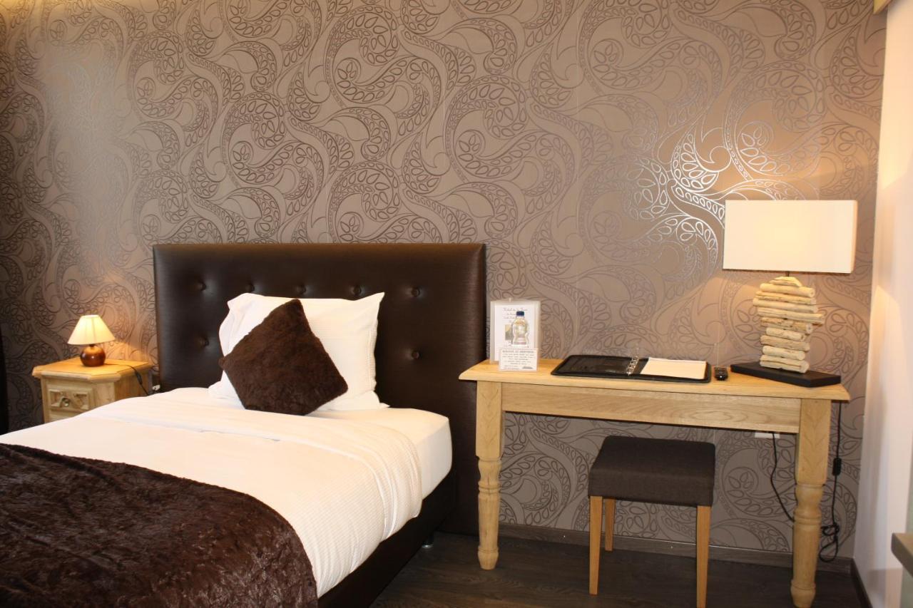 Hotel De La Gare Монте Экстерьер фото