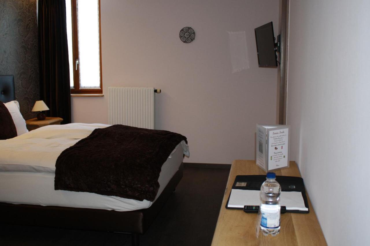 Hotel De La Gare Монте Экстерьер фото