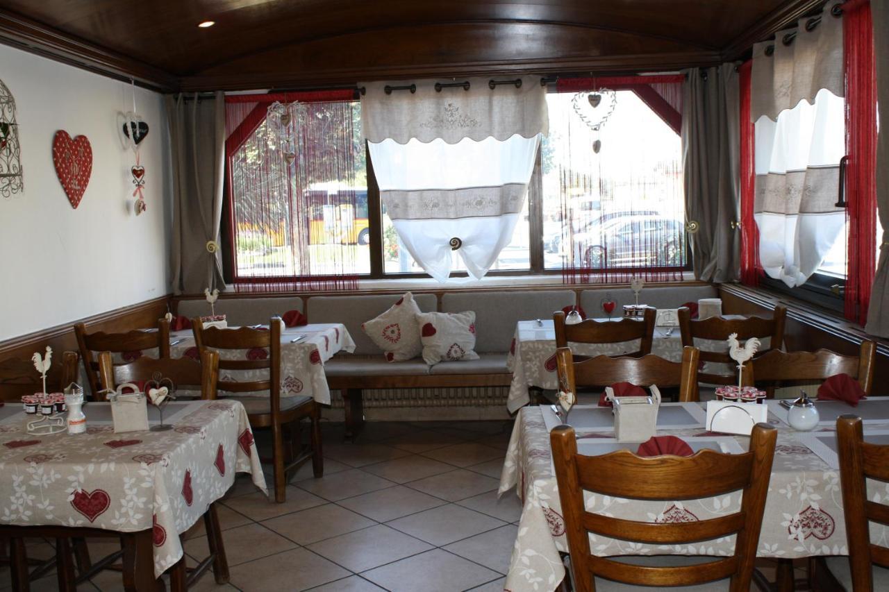 Hotel De La Gare Монте Экстерьер фото